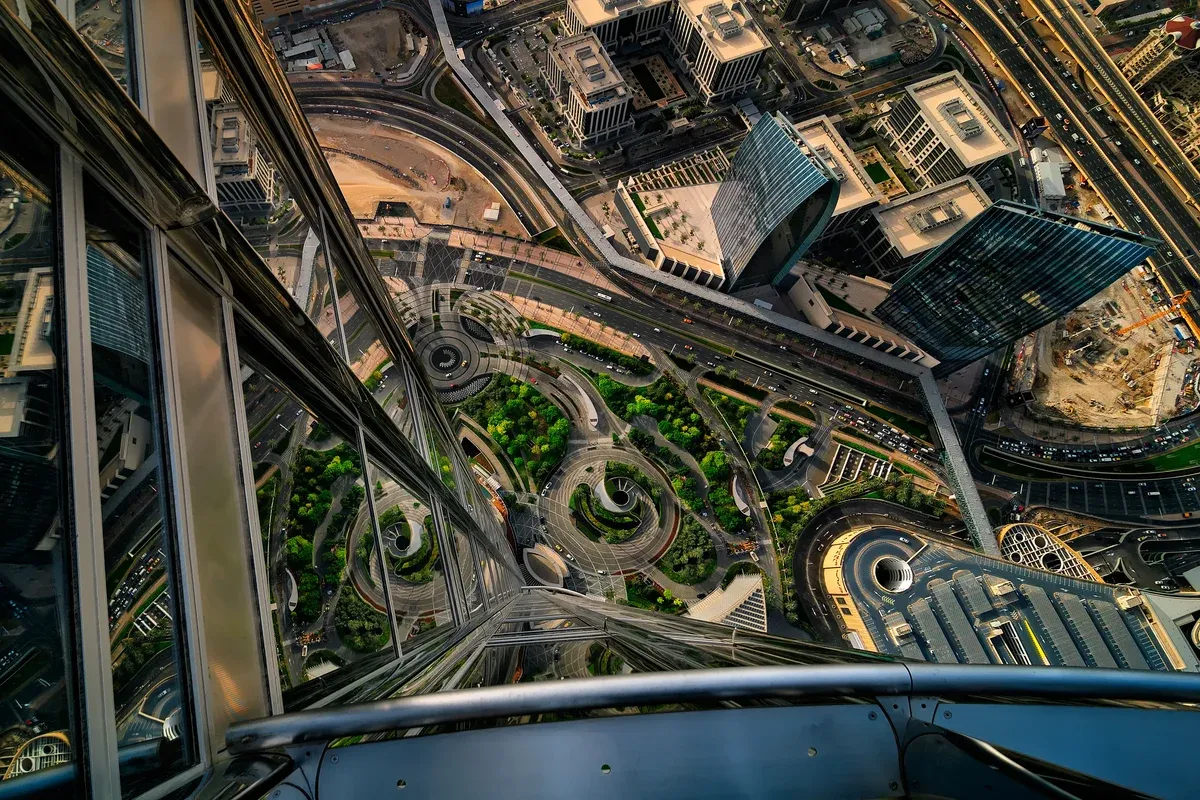 dubai-downtown-view-by-sunset-dubai-united-arab-2024-11-27-15-06-34-utc (1).webp